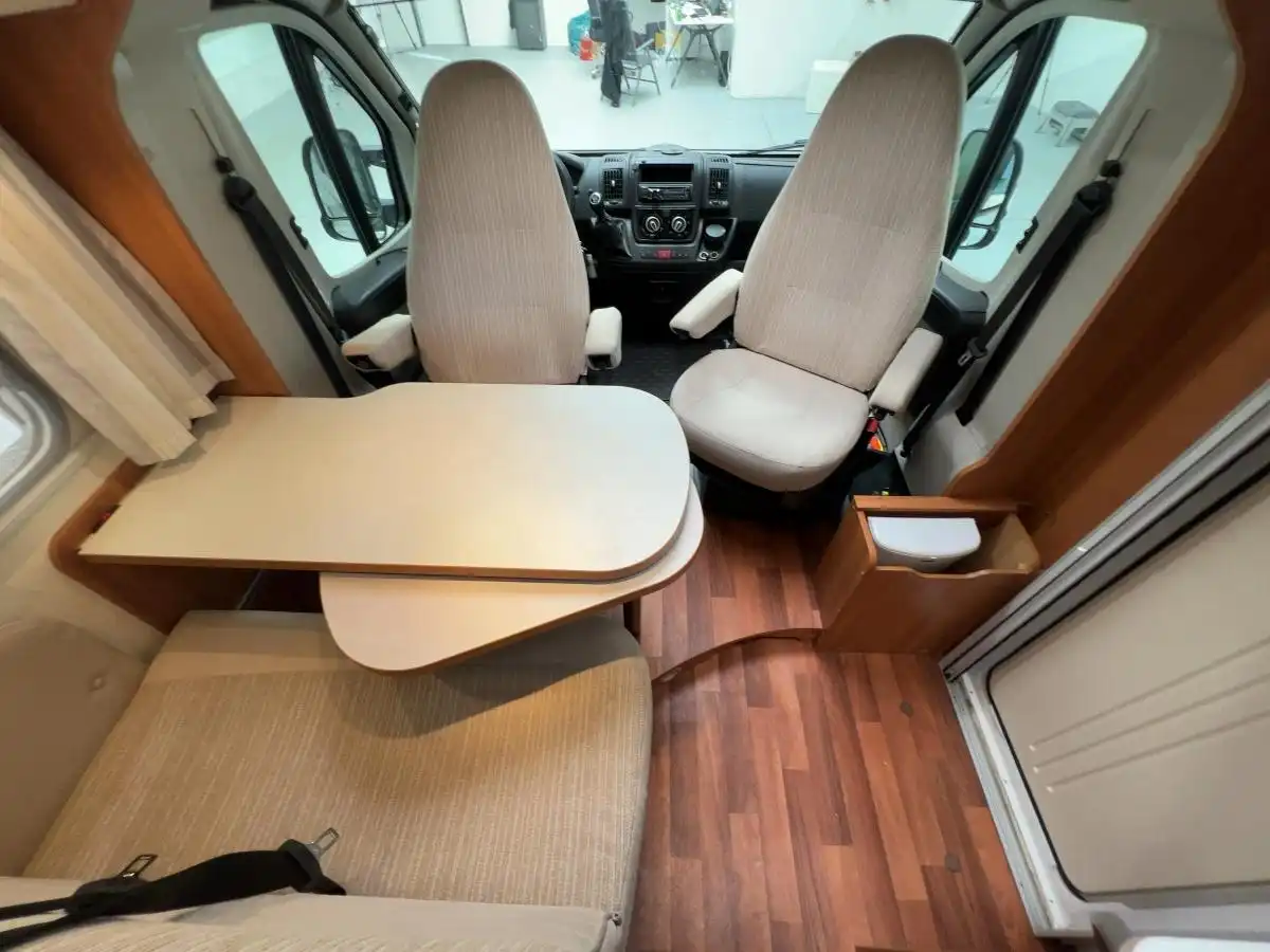 HYMER-ERIBA Compact 404 - Ansicht 8